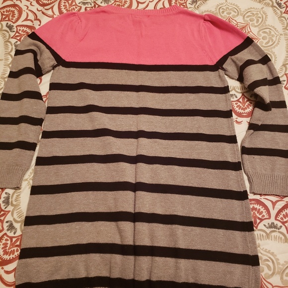 Sweater - Picture 5 of 7